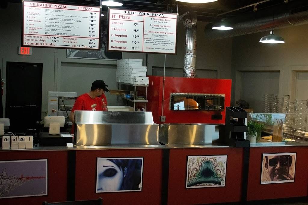 Stone Thrown Pizzeria | restaurant | 3980 Center Point Rd NE, Cedar Rapids, IA 52402, USA | 3192002056 OR +1 319-200-2056