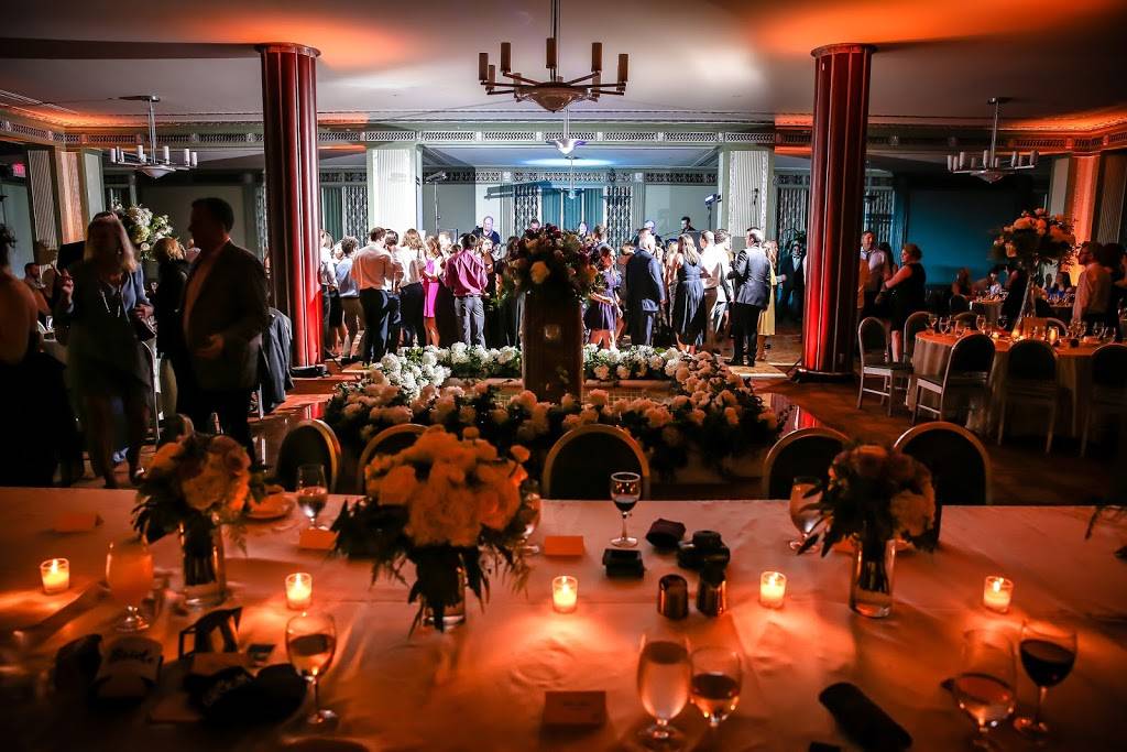 The Silver Grille | restaurant | Cleveland, OH 44113, USA | 2166231300 OR +1 216-623-1300