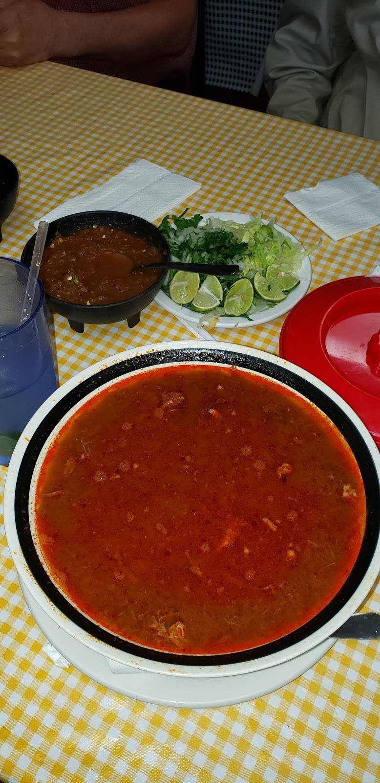 Exquisito Mexican Food | restaurant | 165 W Mariposa Rd, Nogales, AZ 85621, USA | 5203770622 OR +1 520-377-0622
