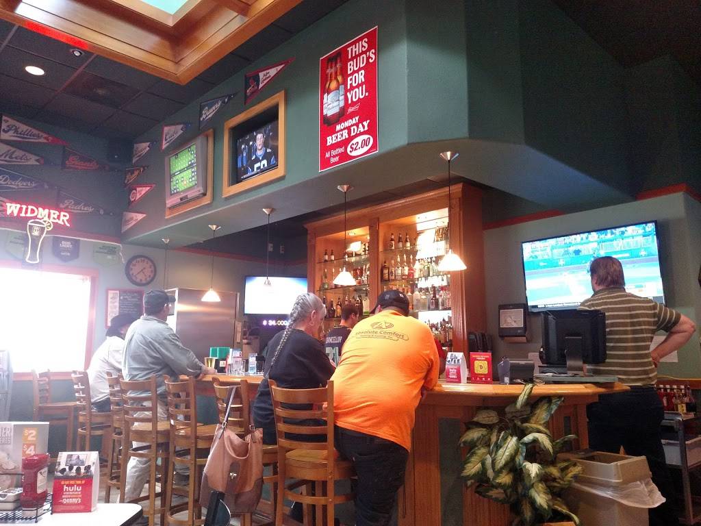 Dennys | restaurant | 2919 Tom Tennant Dr, Woodburn, OR 97071, USA | 5039819738 OR +1 503-981-9738