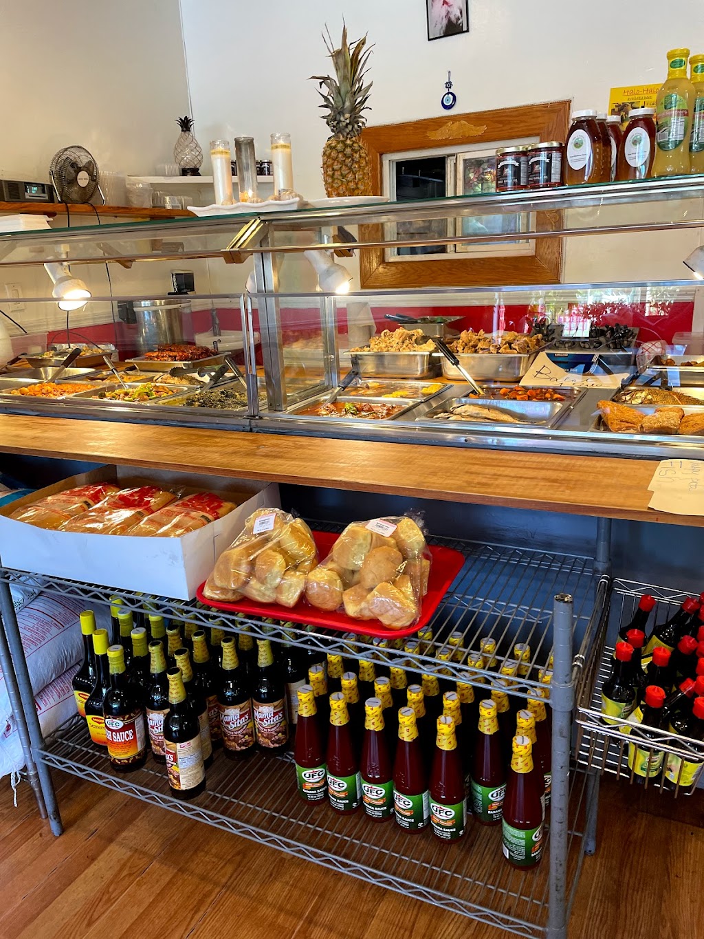 Minas Kitchenette | restaurant | 90-49 Springfield Blvd, Queens, NY 11428, USA | 7184652777 OR +1 718-465-2777