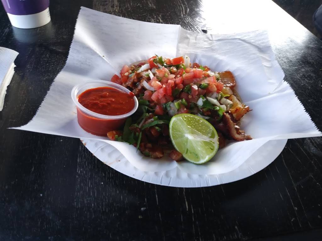 El Toro Bravo | restaurant | 562 W 19th St, Costa Mesa, CA 92627, USA | 9497918183 OR +1 949-791-8183