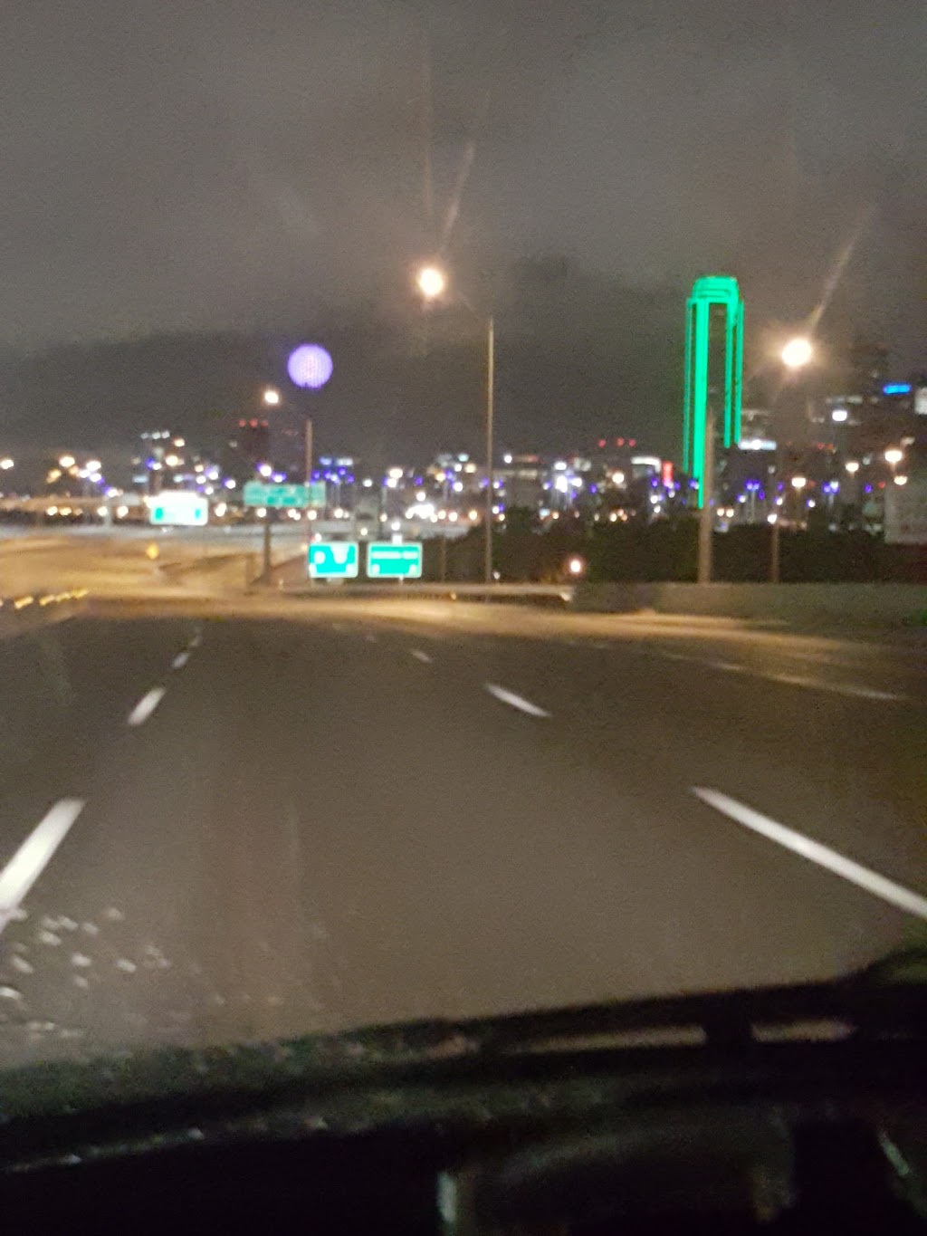 Shell | restaurant | 424 S R L Thornton Fwy, Dallas, TX 75203, USA | 2149426904 OR +1 214-942-6904