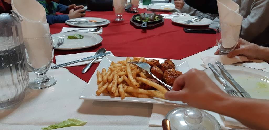 Simply Delicious Restaurant & Banquet Centre | restaurant | 7850 Woodbine Ave, Markham, ON L3R 4S1, Canada | 9057520353 OR +1 905-752-0353