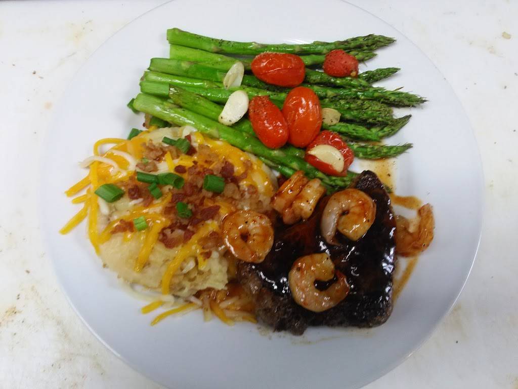 Chilis Grill & Bar | meal takeaway | 5841 Hwy 6 N, Houston, TX 77084, USA | 2818555805 OR +1 281-855-5805