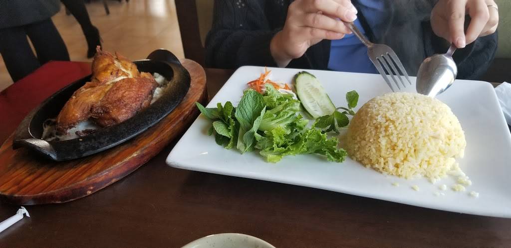 Pho Consomme | restaurant | 1850 W Redondo Beach Blvd, Gardena, CA 90247, USA | 3102171130 OR +1 310-217-1130