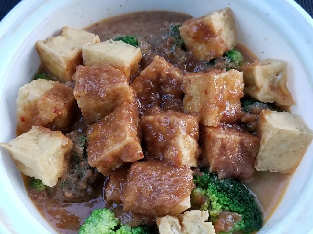 Elephant Thai | restaurant | 4401 W Broad St, Richmond, VA 23230, USA | 8046582146 OR +1 804-658-2146