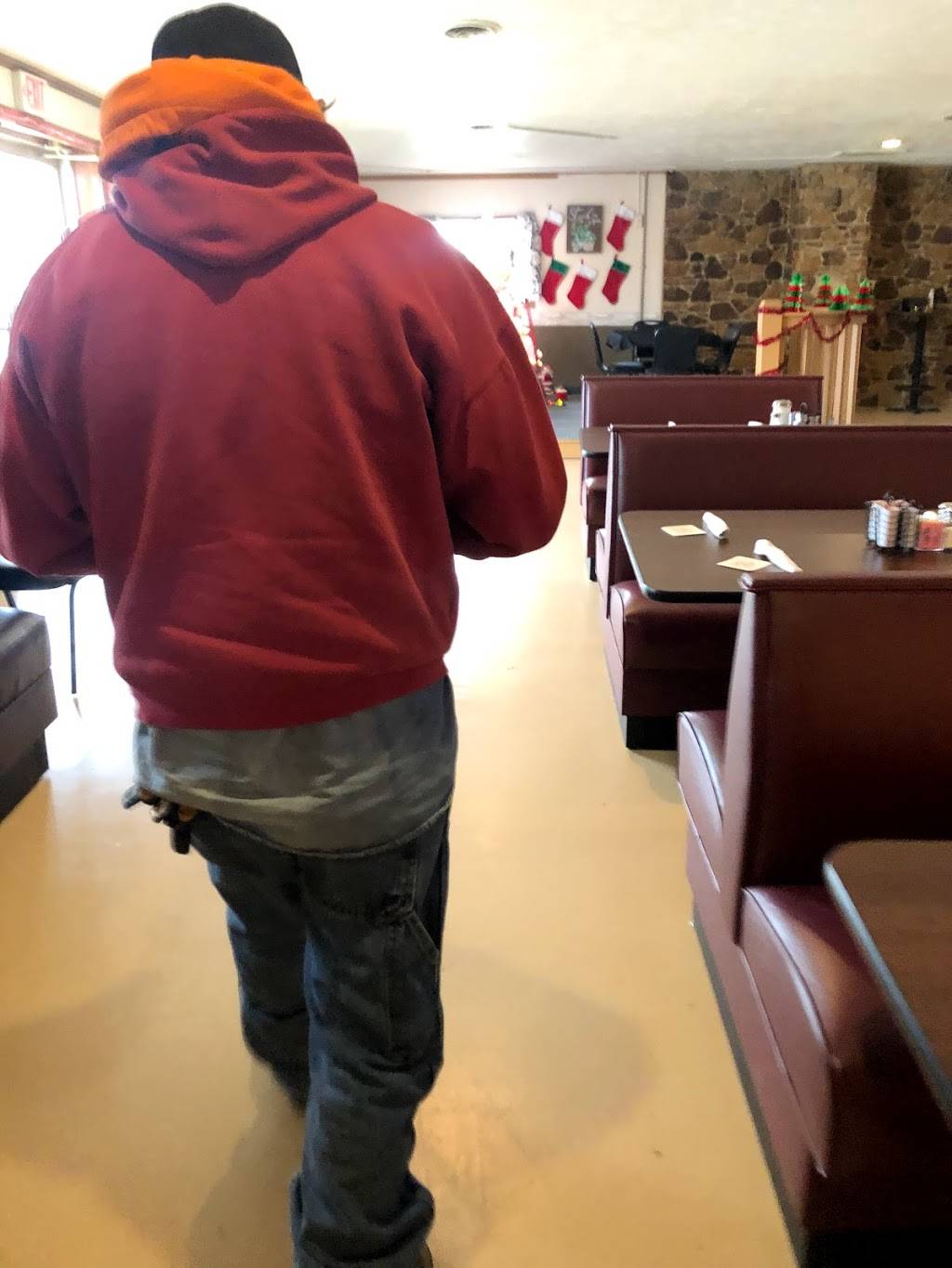 Good Times Family Restaurant & Grill | restaurant | 376 W, State Rd 46, Spencer, IN 47460, USA | 7655667388 OR +1 765-566-7388