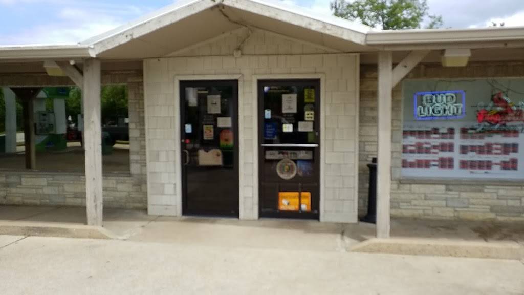 BP | restaurant | 3302 MO-100, Villa Ridge, MO 63089, USA | 6367424431 OR +1 636-742-4431