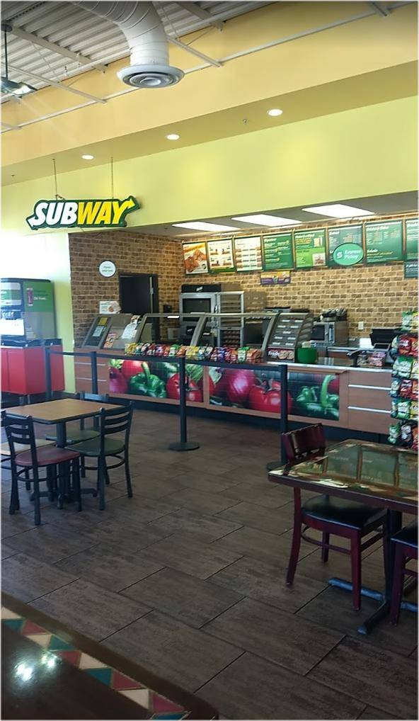 The Original Fried Pie Shop | restaurant | 5101 US-82, Gainesville, TX 76240, USA | 9406680480 OR +1 940-668-0480