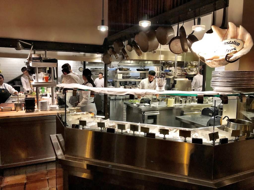 Zuni Café | restaurant | 1658 Market St, San Francisco, CA 94102, USA | 4155522522 OR +1 415-552-2522