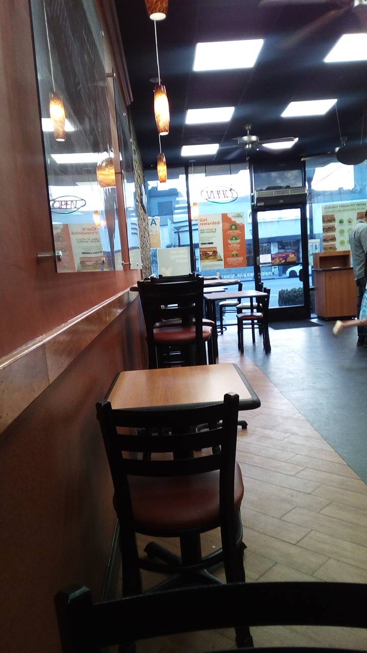 Subway Restaurants | restaurant | 6046 Pacific Blvd, Huntington Park, CA 90255, USA | 3235888698 OR +1 323-588-8698