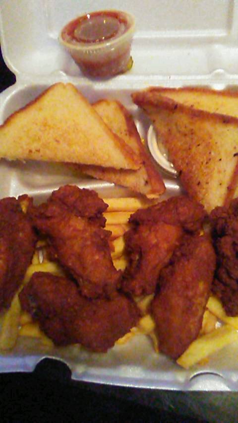 Blackjack Pizza | restaurant | 2120 N St Augustine Dr #100, Dallas, TX 75227, USA | 9723291414 OR +1 972-329-1414