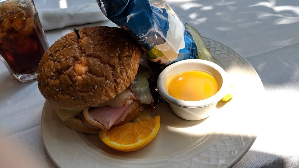 Side Street Restaurant | restaurant | 225 N Bloodworth St, Raleigh, NC 27601, USA | 9198284927 OR +1 919-828-4927