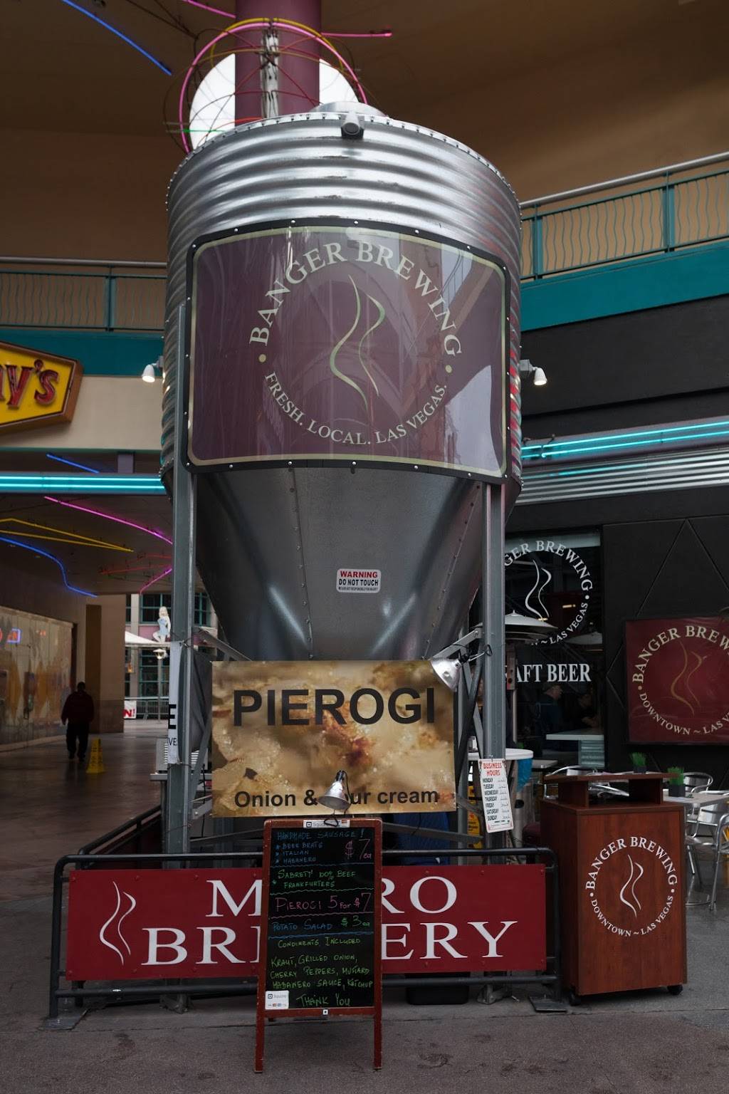 Banger Brewing | restaurant | 450 Fremont St #135, Las Vegas, NV 89101, USA | 7024562739 OR +1 702-456-2739