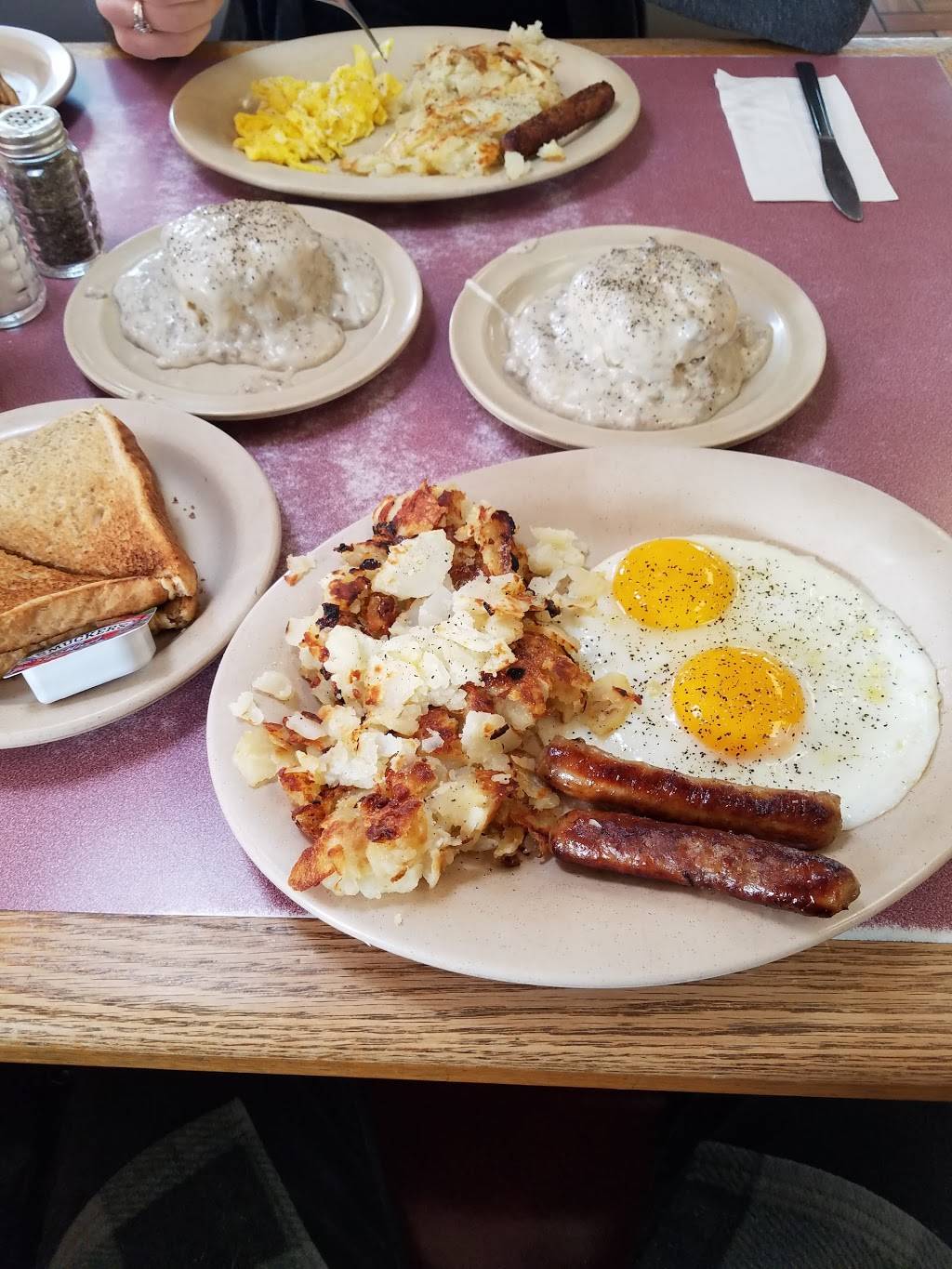 Teds Coney Island | restaurant | 618 24th St, Port Huron, MI 48060, USA | 8109824886 OR +1 810-982-4886