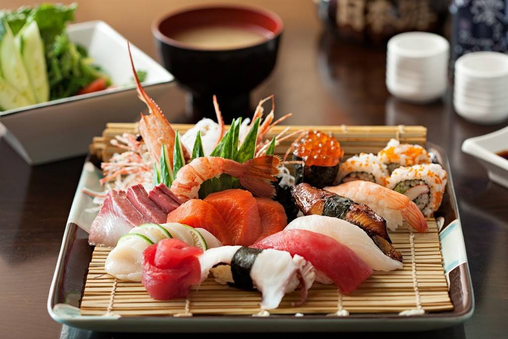 Sushi Chinoise | restaurant | 19122 Beardslee Blvd Nursery, Bothell, WA 98011, USA | 4254020200 OR +1 425-402-0200