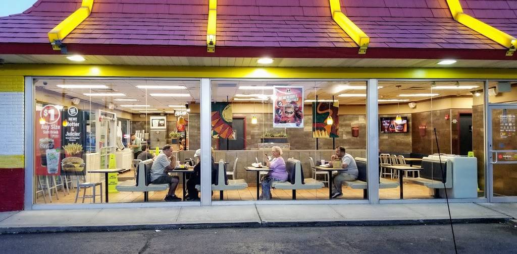 McDonalds | cafe | 729 NY-110, Melville, NY 11747, USA | 6314233433 OR +1 631-423-3433