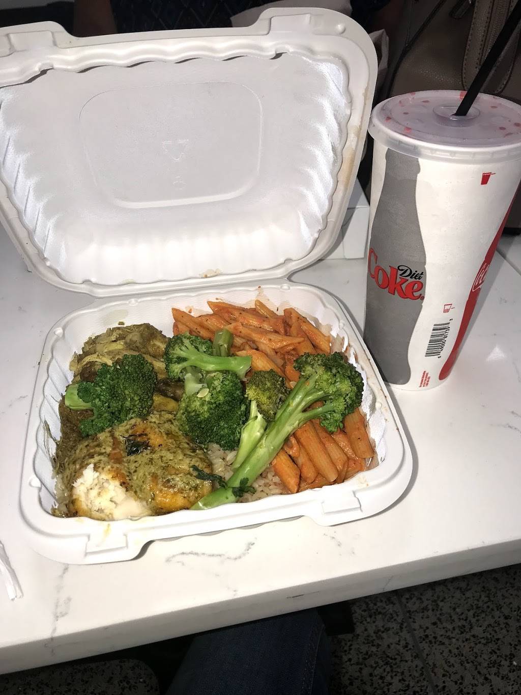 Taste of Taglaire | restaurant | Terminal D, Food Court, LaGuardia Airport, Flushing Bay Promenade, Flushing, NY 11371, USA | 7185333400 OR +1 718-533-3400