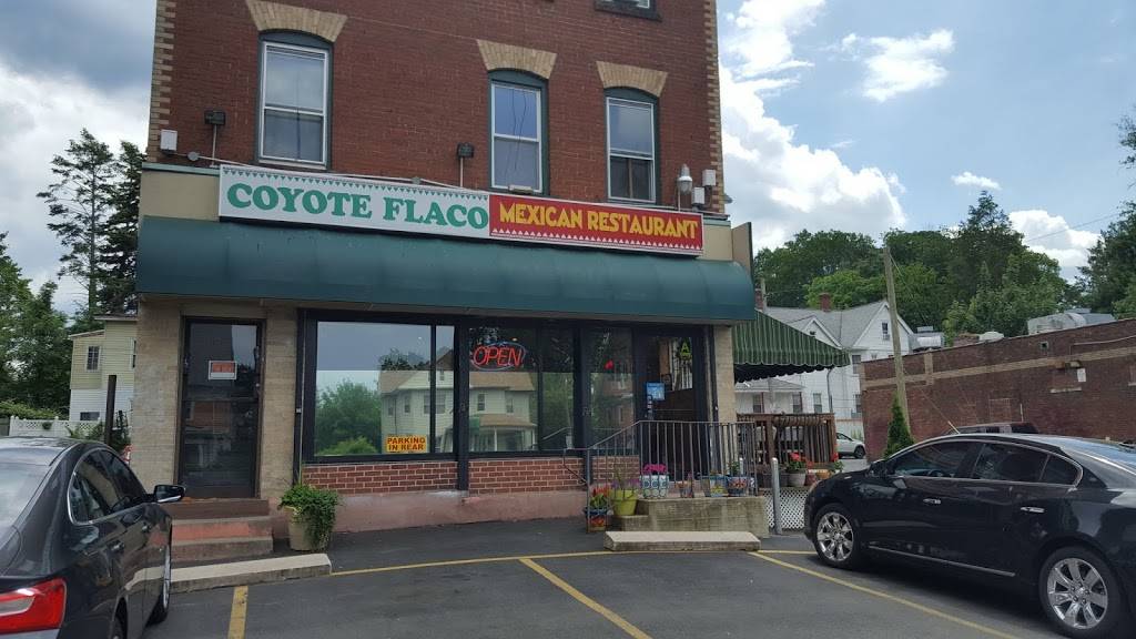 Coyote Flaco Mexican Restaurant | restaurant | 635 New Britain Ave, Hartford, CT 06106, USA | 8609531299 OR +1 860-953-1299