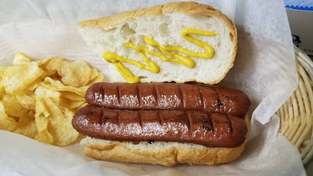 Juliens Po Boys | restaurant | 1900 W University Ave, Lafayette, LA 70506, USA | 3372325168 OR +1 337-232-5168