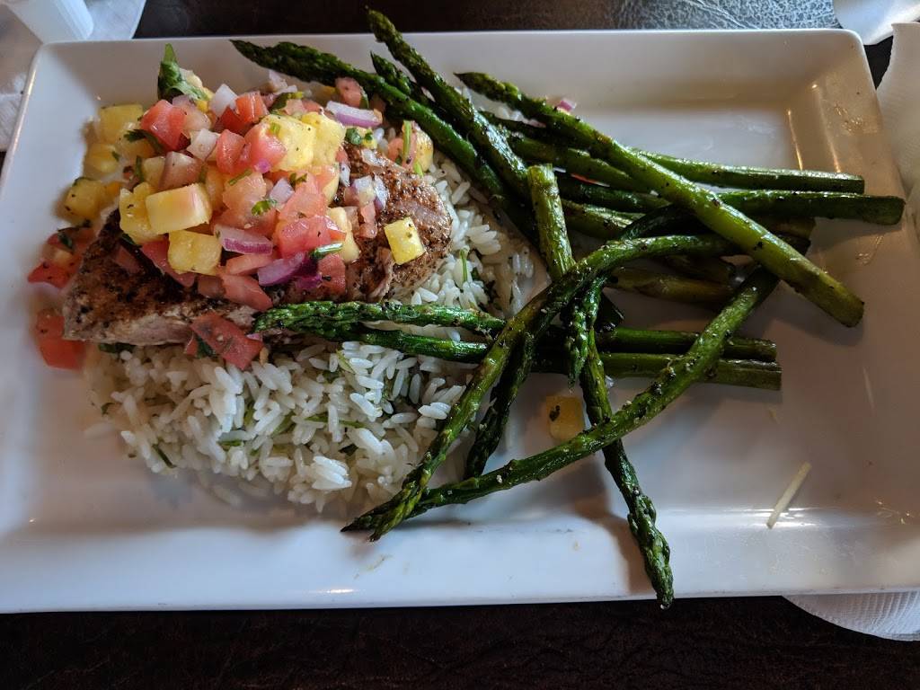 Bull Moose Bar & Grille | restaurant | 202 S Main St, Sandwich, IL 60548, USA | 8157868002 OR +1 815-786-8002