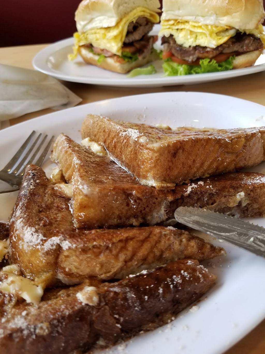 Tams Burgers | restaurant | 5639 Mission Boulevard, Riverside, CA 92509, USA | 9516824172 OR +1 951-682-4172