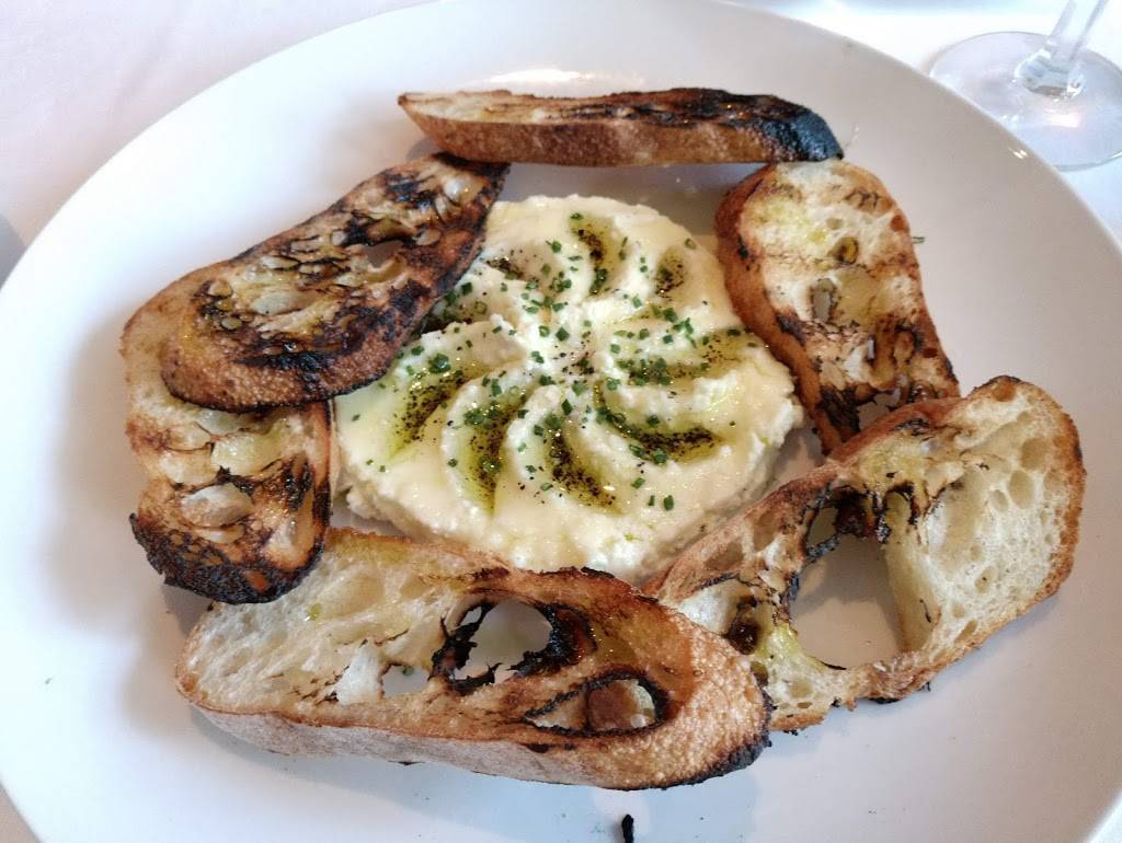 Red Feather Kitchen | restaurant | 45209, 3200 Madison Rd, Cincinnati, OH 45209, USA | 5134073631 OR +1 513-407-3631