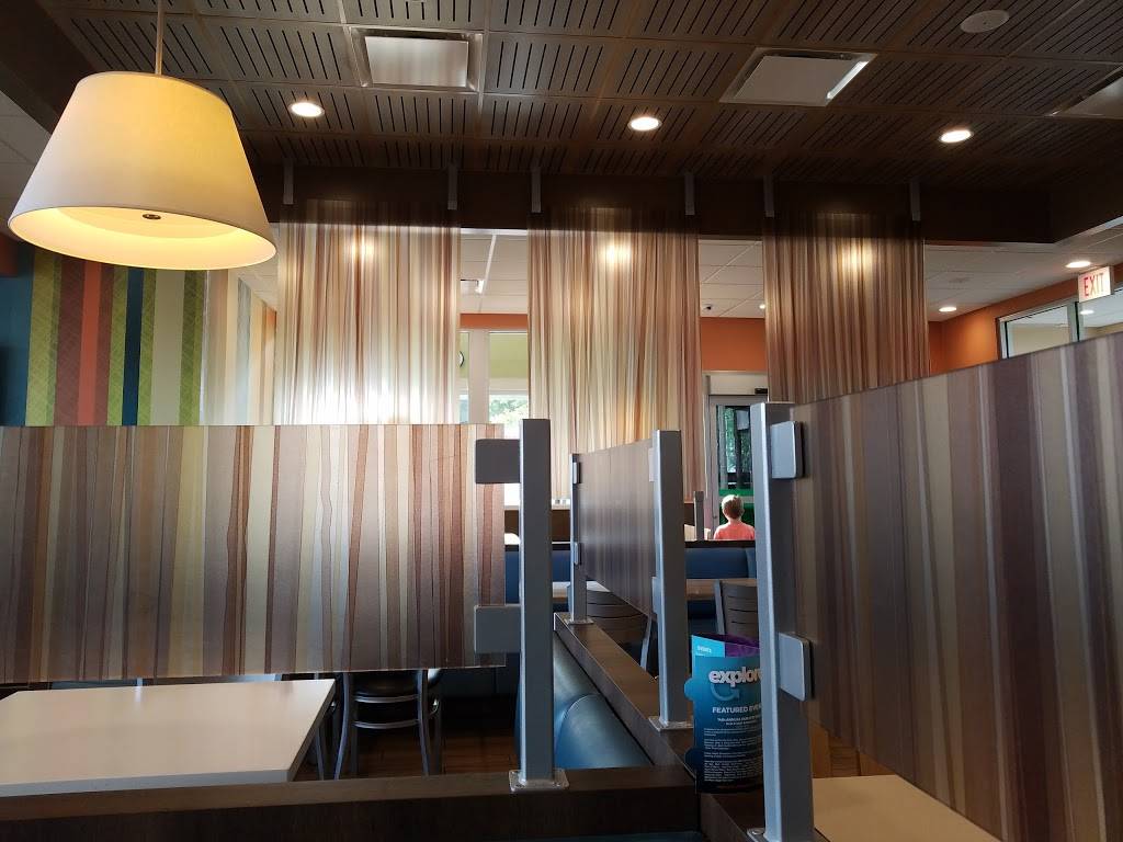 McDonalds | restaurant | 1101 N Central Ave, Marshfield, WI 54449, USA | 7153874785 OR +1 715-387-4785