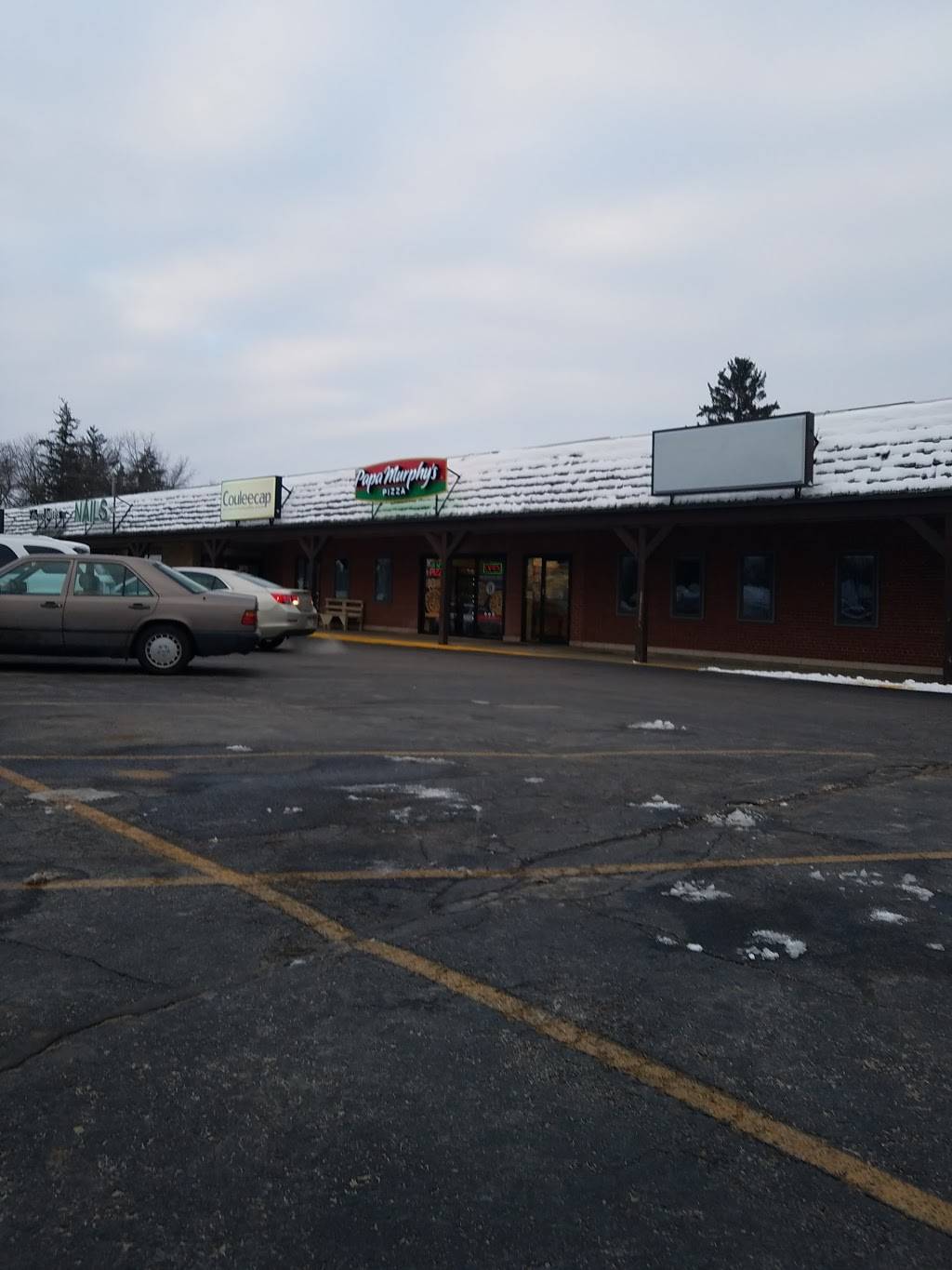 Papa Murphys Take N Bake Pizza | meal takeaway | 215 N Black River St, Sparta, WI 54656, USA | 6082692556 OR +1 608-269-2556