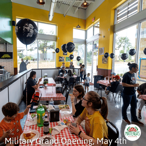 Mattenga’s Pizzeria SEA WORLD | restaurant | 10222 Military Dr W #111, San Antonio, TX 78251, USA | 2104740045 OR +1 210-474-0045