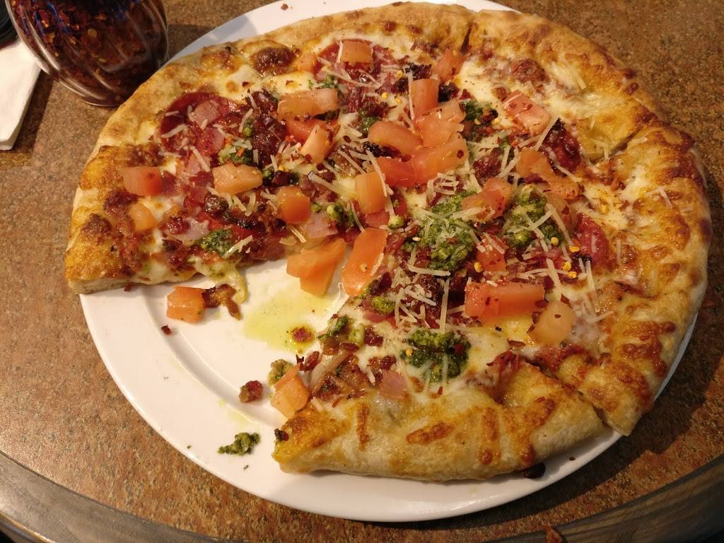 Silver Gulch Brewing & Bottling Co. | restaurant | 5000 W International Airport Rd, Anchorage, AK 99502, USA | 9072481048 OR +1 907-248-1048