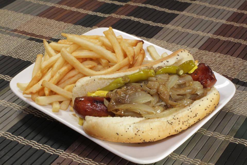 Joeys Red Hots | meal takeaway | 17400 Wolf Rd, Orland Park, IL 60467, USA | 7084786200 OR +1 708-478-6200