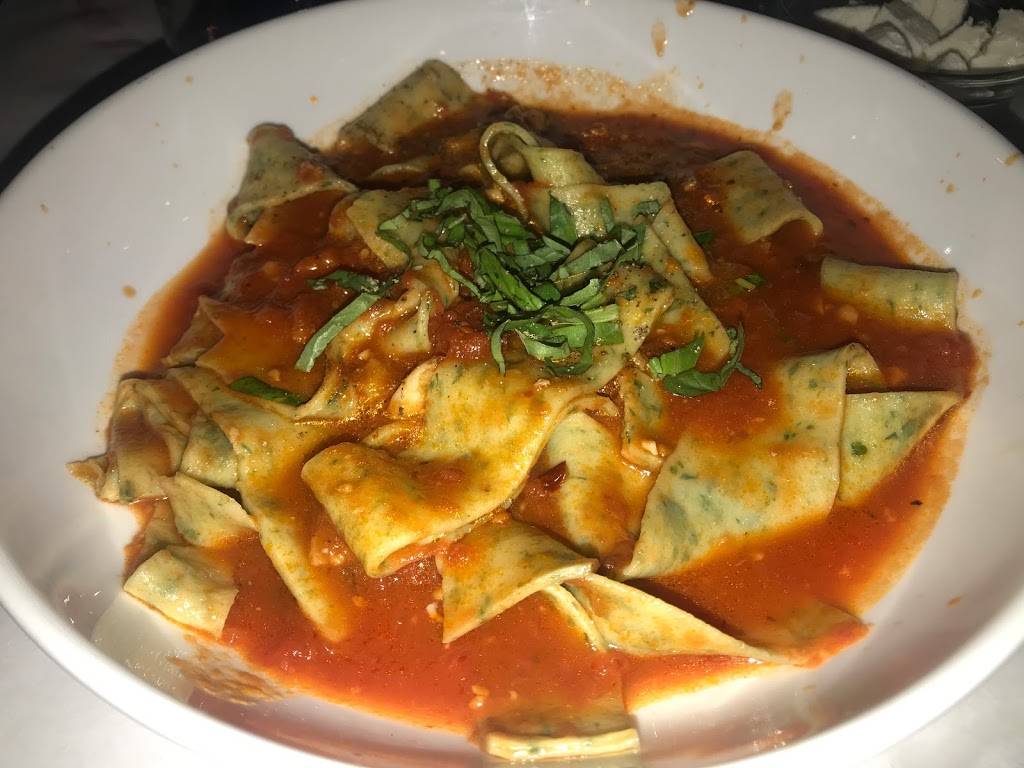 Trattoria Mezzomondo | restaurant | Palm Desert, CA 92260, USA | 7606360575 OR +1 760-636-0575