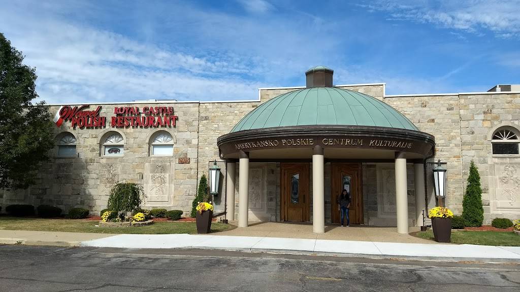 Wawel Royal Castle Polish Bar & Restaurant | restaurant | 2975 E Maple Rd, Troy, MI 48083, USA | 2486893636 OR +1 248-689-3636
