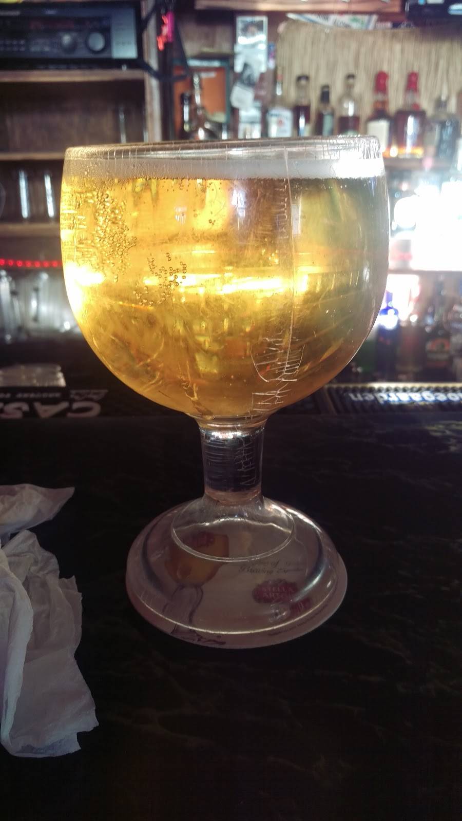 Shellback Tavern | restaurant | 116 Manhattan Beach Blvd, Manhattan Beach, CA 90266, USA | 3103767857 OR +1 310-376-7857