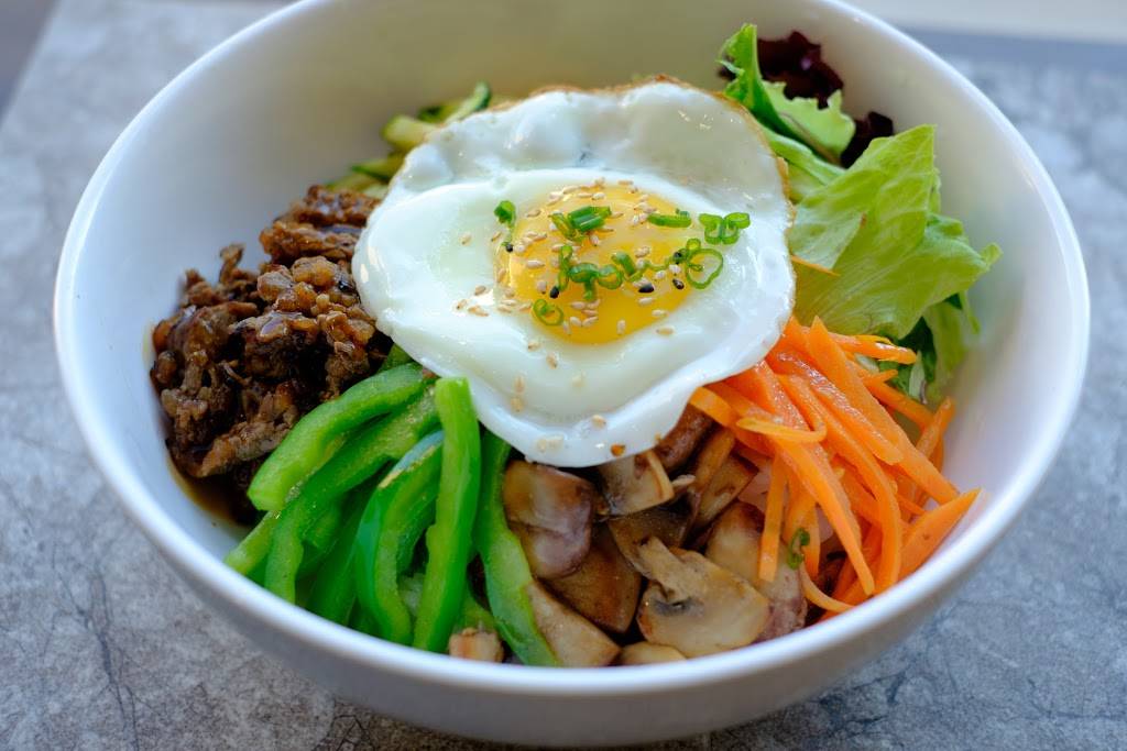 Maki Yaki Japanese Grill | meal takeaway | 1616 W Wisconsin Ave, Milwaukee, WI 53233, USA | 4149093999 OR +1 414-909-3999