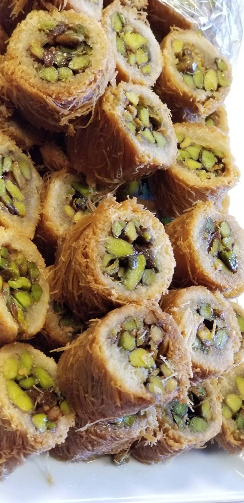 Wooden Bakery | bakery | 303 Mill St NE, Vienna, VA 22180, USA | 7032429296 OR +1 703-242-9296