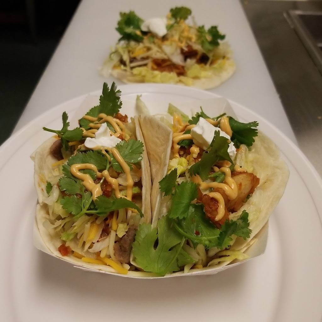 Bering Park Deli | restaurant | 800 Bering Dr # 110, Houston, TX 77057, USA | 7132668236 OR +1 713-266-8236