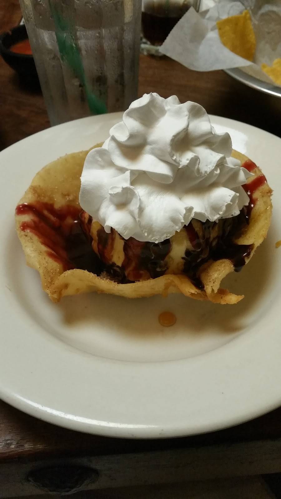 Plaza Azteca | restaurant | 3260 Berlin Turnpike, Newington, CT 06111, USA | 8604369708 OR +1 860-436-9708