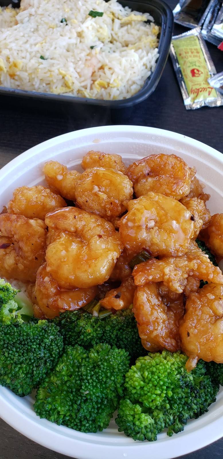 Yang Chow 2.0 | restaurant | 2930 Clark Ave, Long Beach, CA 90815, USA | 5629824288 OR +1 562-982-4288