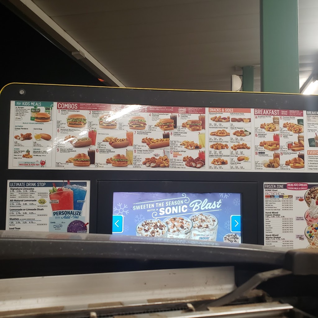 Sonic Drive-In | restaurant | 2725 Trinity Dr, Sioux City, IA 51108, USA | 7122390432 OR +1 712-239-0432