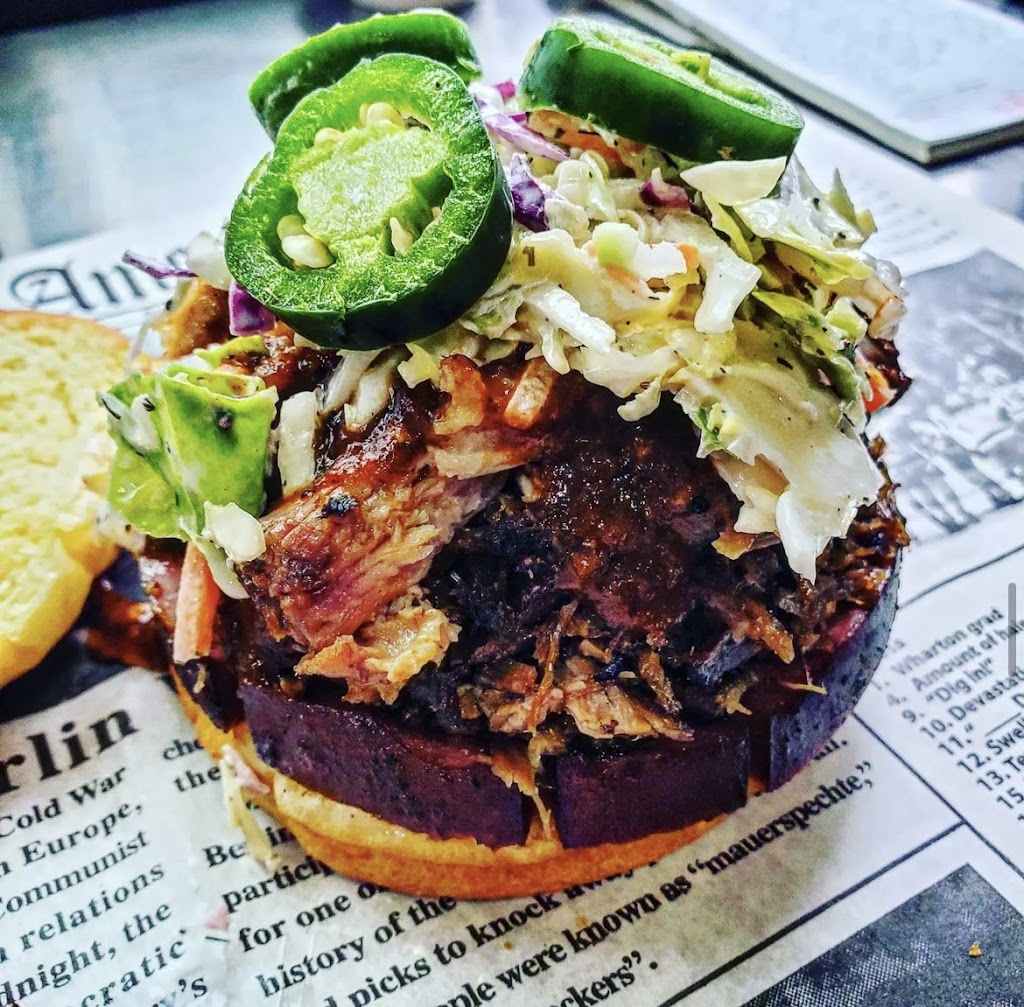 Smoked Out Eats | restaurant | 1212 E 6th St, Little Rock, AR 72202, USA | 5012899317 OR +1 501-289-9317