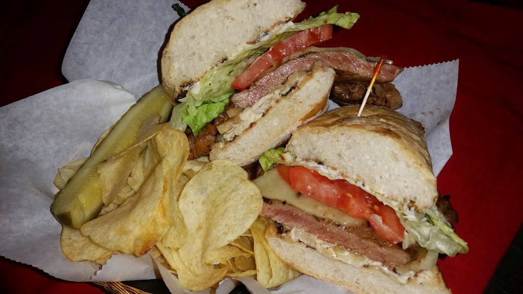 The Project Lounge | restaurant | 208 Iberville Dr, Biloxi, MS 39531, USA | 2284353030 OR +1 228-435-3030