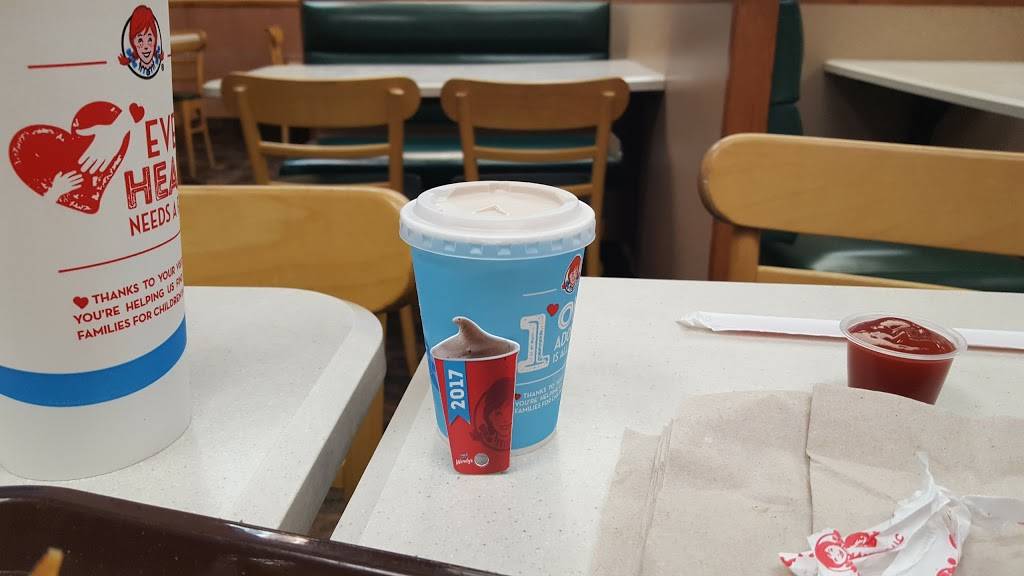 Wendys | restaurant | 260 Cooper Road, S.W, Loganville, GA 30052, USA | 7705138288 OR +1 770-513-8288