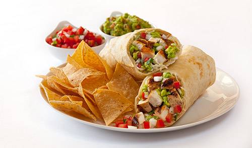 Baja Fresh | restaurant | 1855 E Daily Dr, Camarillo, CA 93010, USA | 8053836884 OR +1 805-383-6884