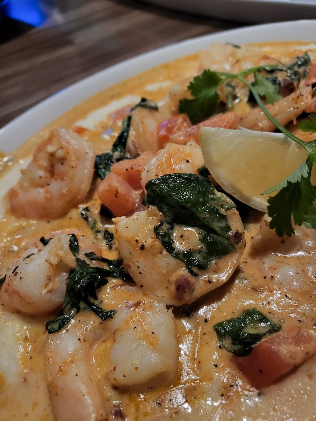 High Tide at the Steelyard | restaurant | 5045 S Gilbert Rd, Chandler, AZ 85249, USA | 4806082815 OR +1 480-608-2815