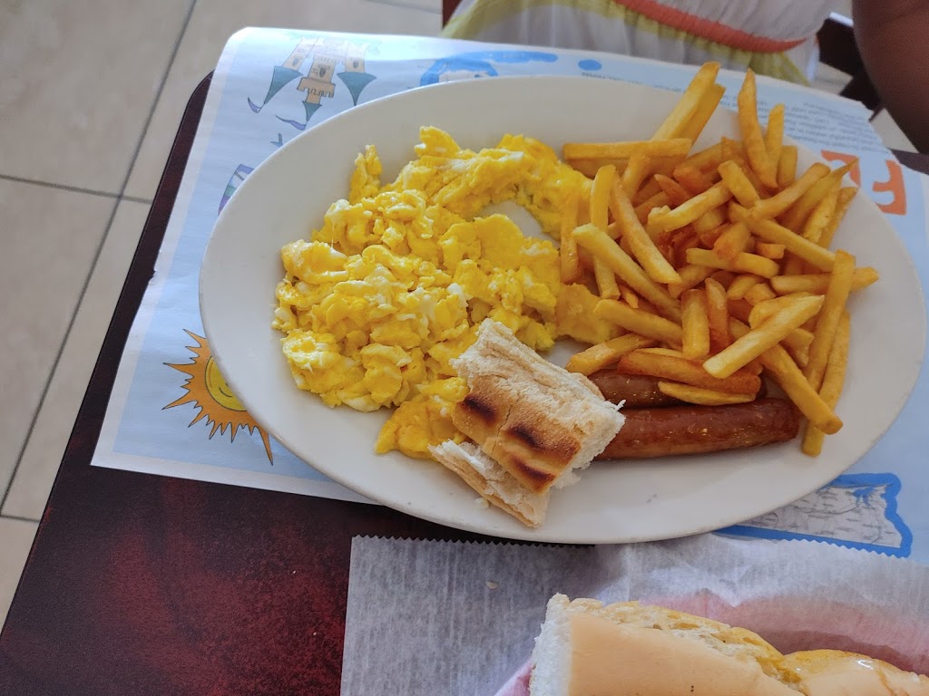 Yoyito Cafeteria Restaurant | restaurant | 8190 SW 8th St, Miami, FL 33144, USA | 3052612626 OR +1 305-261-2626