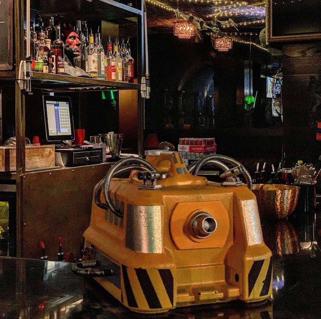 Ill Minster Pub | night club | 2600 Cedar Springs Rd #1, Dallas, TX 75201, USA | 9726667114 OR +1 972-666-7114