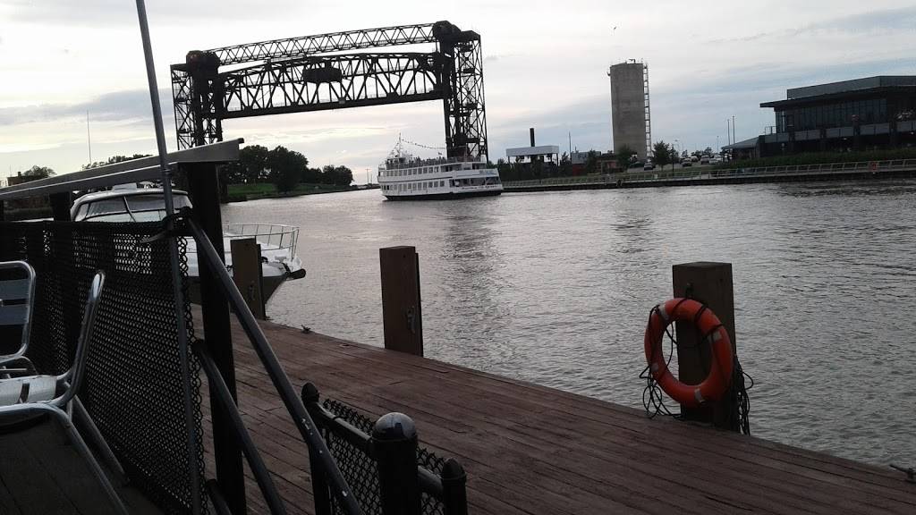 Rusty Anchor @ The Music Box | restaurant | 1148 Main Ave #200, Cleveland, OH 44113, USA | 2162421250 OR +1 216-242-1250